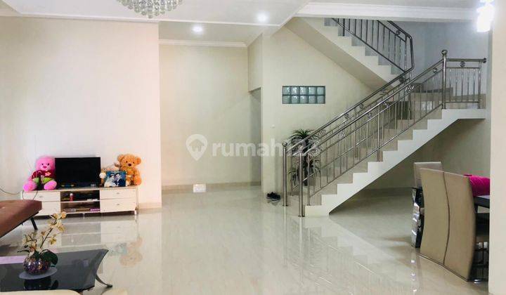 Rumah Second 2 Lantai Di Mampang Depok Semi Furnished 2