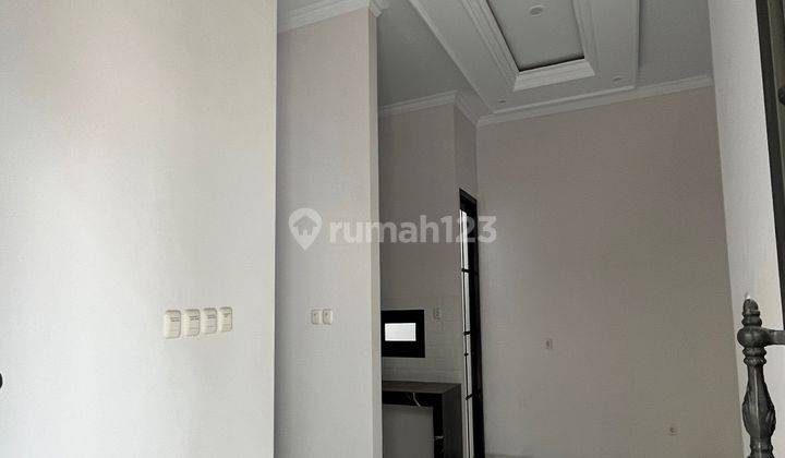 Rumah Minimalis 2,5 Lantai Rooftop Di Rangkapan Jaya Baru Depok 2