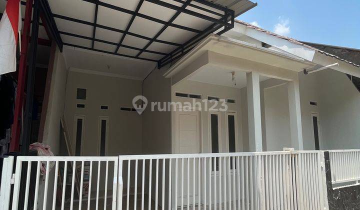 Rumah Second Apik Di Mampang Depok 1