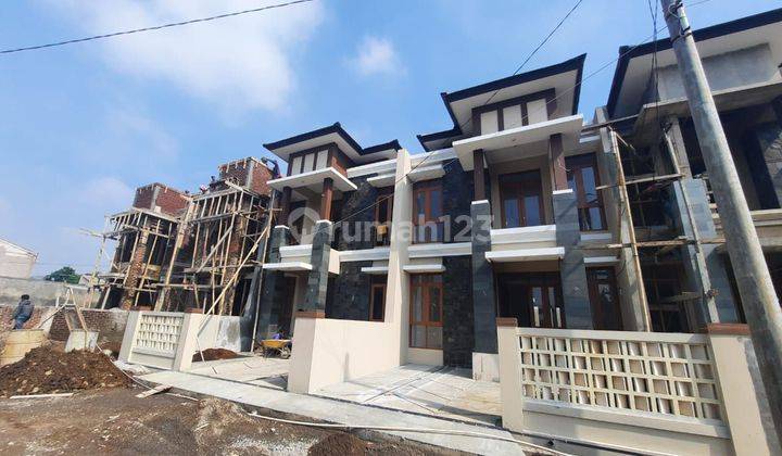 Rumah Baru 2 Lantai SHM di Perumahan Taman Persada Residence 2