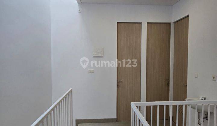 Rumah Baru Little Santorini Meruya Jakarta Barat Shm Lt 125 M2 2