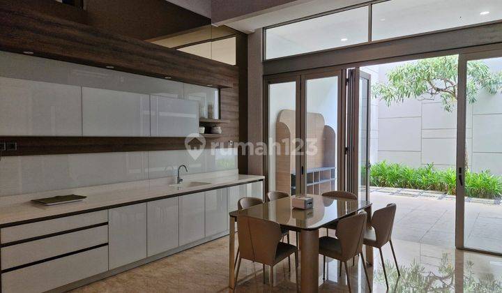 Rumah Golf Island Pik 1 Jakarta Utara Full Furnished Mewah  1