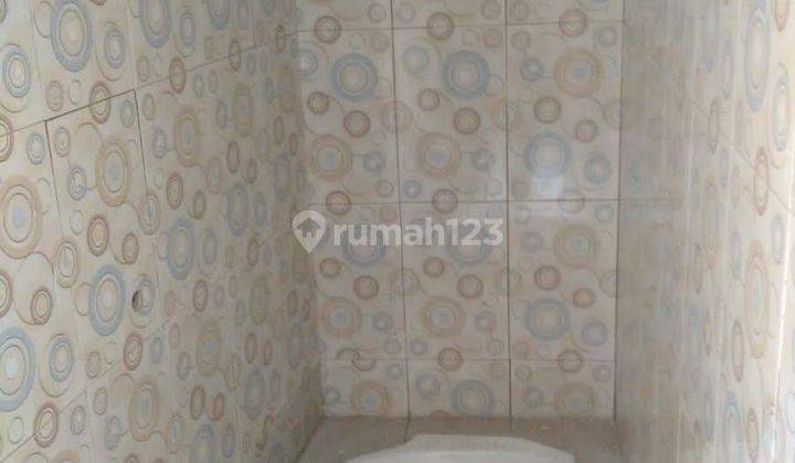 di Jlan pelati2 tarjualang Tonjong
Dekat perumahan bumi insani Rumah SHM Baru Tenggara 2