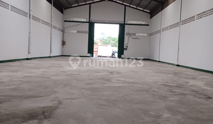 Warehouse for Rent in Cipondoh, Ready to Occupy, Cheap Warehouse for Rent in Cipondoh, Ready to Occupy, Cheap