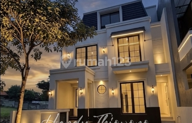 For Sale Brand New American House Citraland Surabaya
