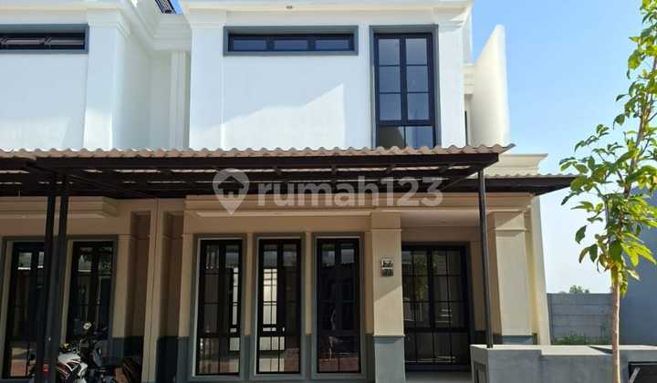New American Style House for Rent Dian Istana West Surabaya