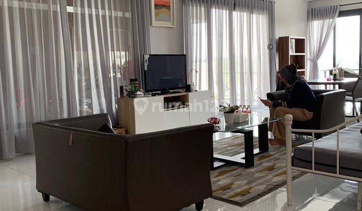 Rumah Semi Furnish 2 Lantai View Danau Tatar Kumala Sinta Kota Baru Parahyangan  2