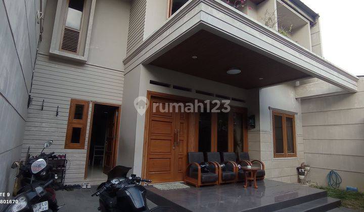 Rumah 2 lantai siap huni Semanggi Pasar Kliwon Solo