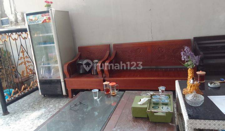 Rumah di Gilingan Banjarsari Surakarta kota Solo 2 Lantai SHM Bagus  hadap Selatan dekat MSZ 1