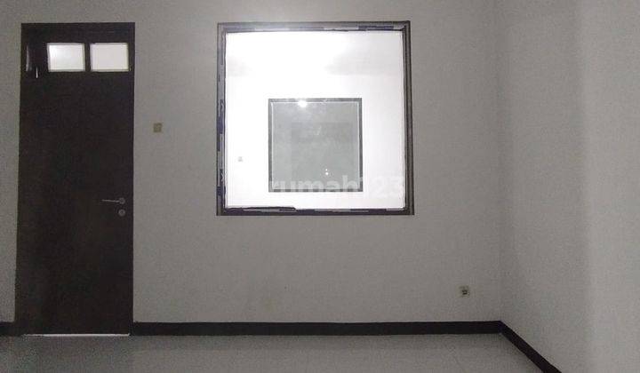 Kantor ex bank di Sunter, jakut 2