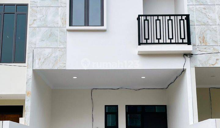 Dijual Rumah Baru Minimalis Strategis di Harapan Indah, Bekasi. 1