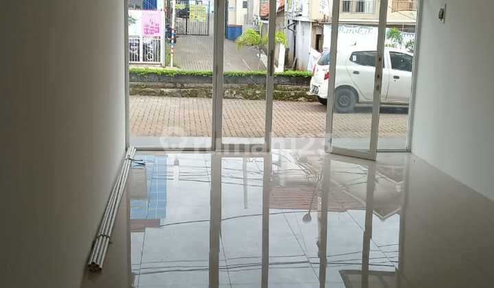  Ruko 2 Lantai Pinggir Jalan Depan Perumahan di Bandung Barat 1