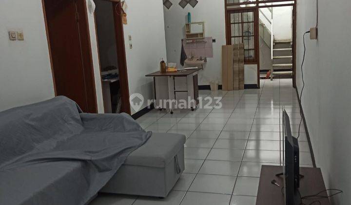 Rumah Semi Furnished Taman Holis Bandung 1