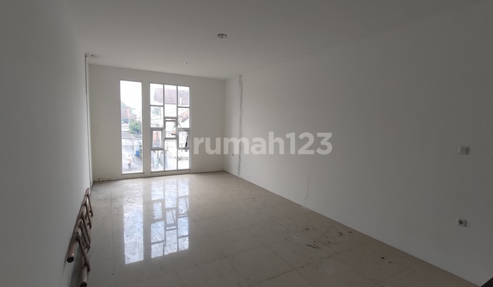 Ruko 2 Lantai Tanimulya Cimahi Pinggir Jalan Depan Perumahan 2