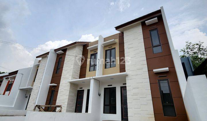 Rumah Ekslusif Design Arstitektur Modern di Daerah Bandung Barat 1