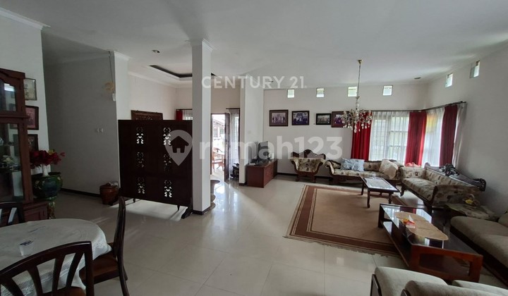 Rumah Terawat Siap Huni Turangga Buah Batu Luas 300 Mtr Jual Cpt