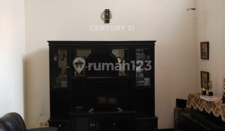 Two-Story House in an Exclusive Housing Complex Near Kopo Miko Mall Toll Road 2