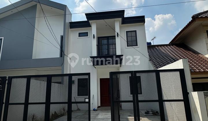Rumah Cantik 2 Lantai Siap Huni Cinere, Depok Rumah Cantik 2 Lantai Siap Huni Cinere, Depok