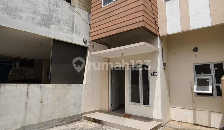 For Sale / For Rent Move-In Ready House in Atrium Residence Complex For Sale / For Rent Move-In Ready House in Atrium Residence Complex