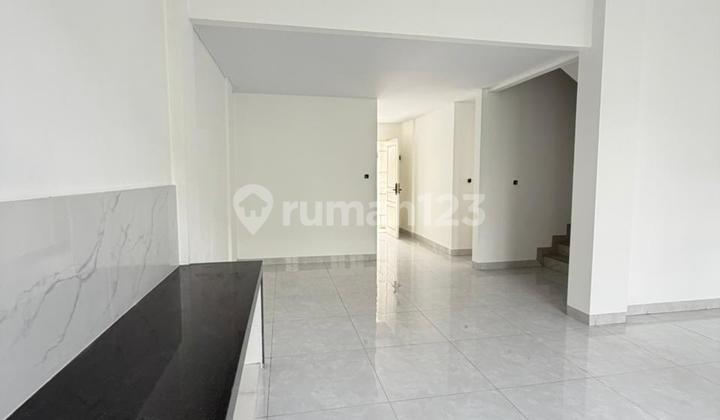 Dijual Rumah Villa Modern Jewel Park Polonia 2