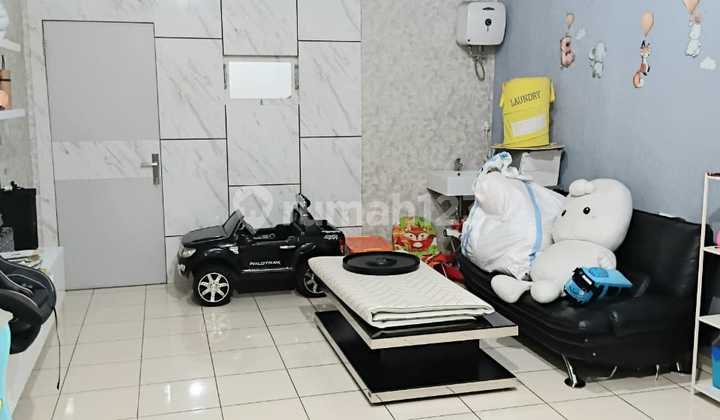 For Sale: Denai Shop House 2
