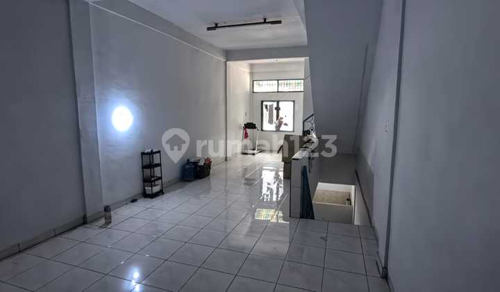 Disewakan Ruko Jalan Hm Yamin 2