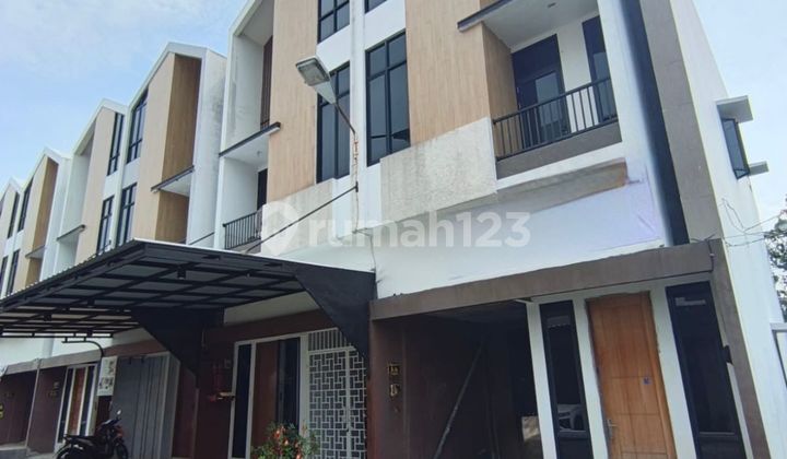 For Sale Villa Complex Cemara Ville - Jl Keadilan