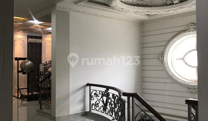 Dijual Rumah di Komplek Cemara Asri Medan 2