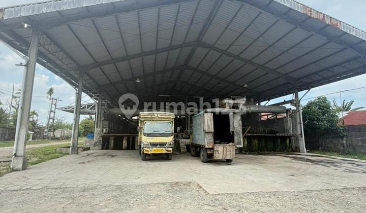 Ice Cube Factory for Sale on Musyawarah Street Ice Cube Factory for Sale on Musyawarah Street