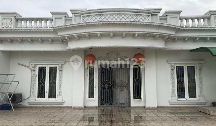 Dijual Rumah di Komplek Cemara Asri Medan