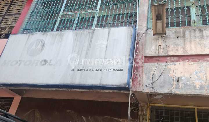 For Sale: 3-Unit Terrace Shop and Vacant Land at the Rear - Wahidin Street 2