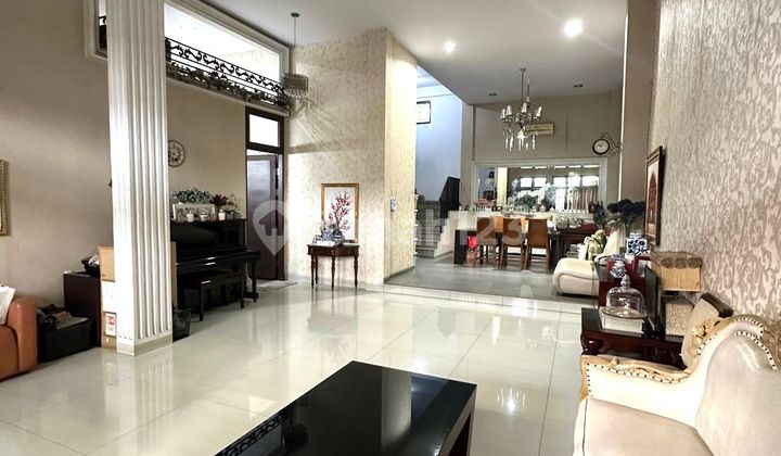 Dijual Cepat Rumah Villa Inti Kota Medan Strategis Simpang Jl Multatuli