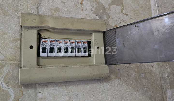 Land for sale with building bonus, Cargo St. near Airport Land for sale with building bonus, Cargo St. near Airport