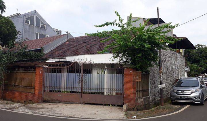 Rumah 2 Lt di Pusat Bisnis Dekat Kantor Bpk Dan Bank Bni 1