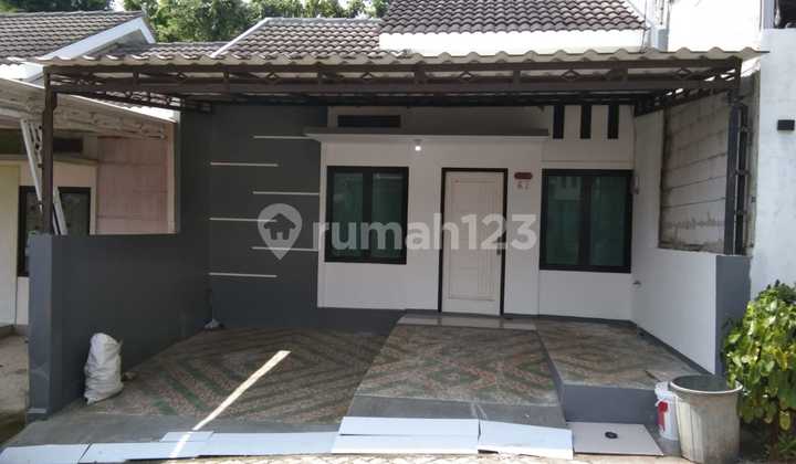 House in Ciseeng a step away from the Waterfall