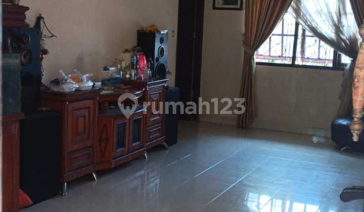 Rumah cocok untuk kos2an berada dekat 2 Univ ternama di Rumbai 2