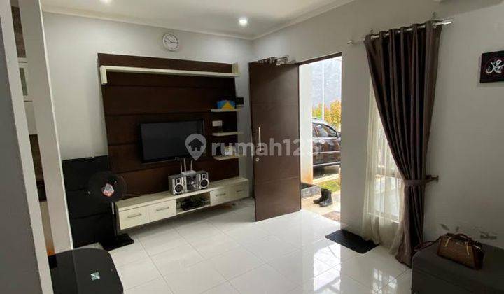 Jual Cepat Rumah 2 Lantai Graha Bintaro  2