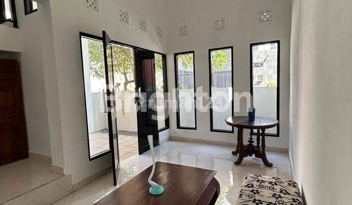 RUMAH BIAUNG DAERAH IDA BAGUS MANTRA GIANYAR 2