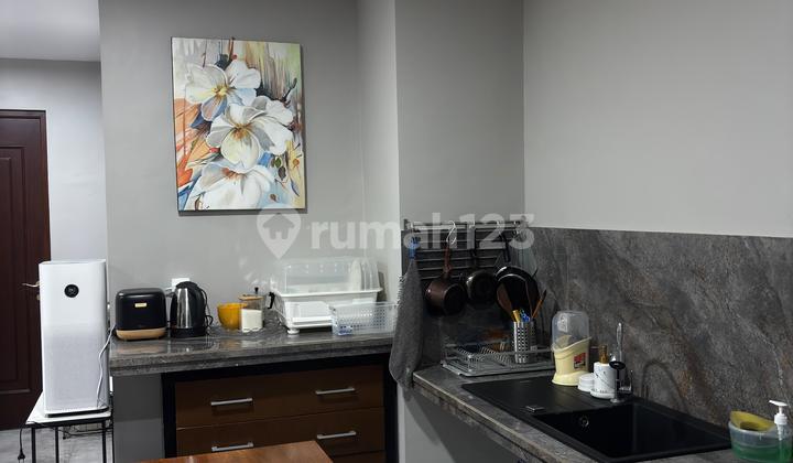 2 Bedroom Apartment in Paladian Park, Kelapa Gading, North Jakarta 2