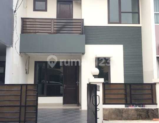 Rumah 2 Lantai di Gading Arcadia Kelapa Gading Jakarta Utara