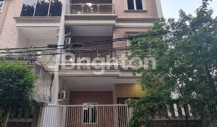 RUMAH 3,5 LANTAI DI SUNTER JAKARTA UTARA 1