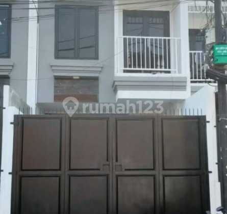 2.5-Story Fully Renovated House in Kwitang Senen, Central Jakarta