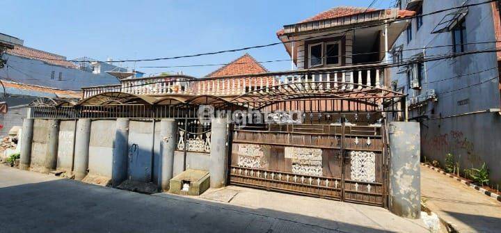 RUMAH HITUNG TANAH DI GAJAH MADA KOTA KRUKUT TAMAN SARI JAKARTA BARAT 1