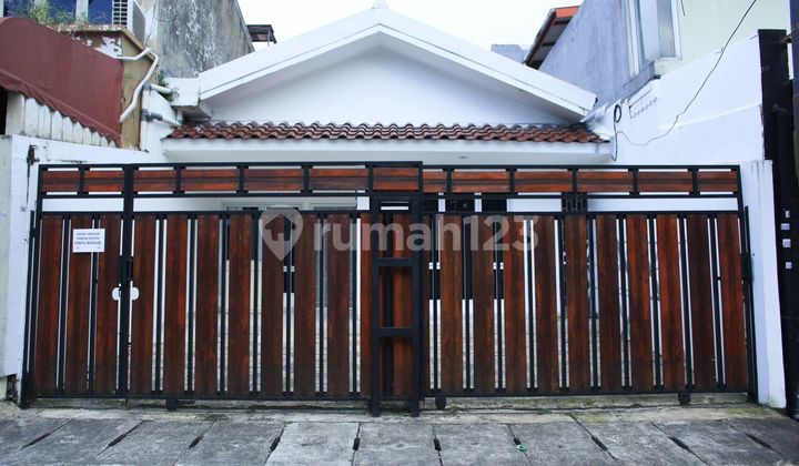 NEWLY BUILT HOUSE IN KRAMAT KWITANG SENEN CENTRAL JAKARTA
