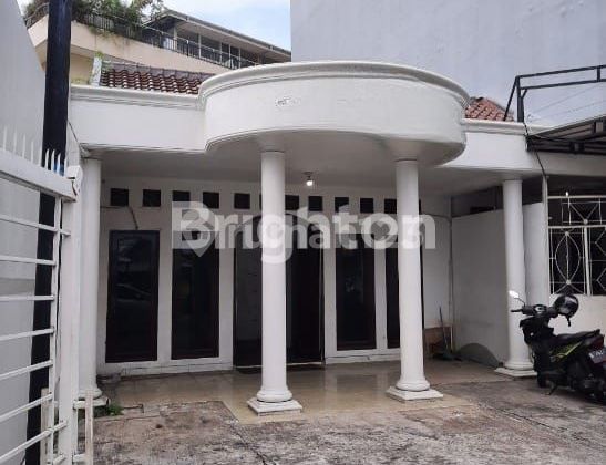 RUKO ATAU TEMPAT USAHA 1 LANTAI DI UTAN KAYU MATRAMAN JAKARTA TIMUR RUKO ATAU TEMPAT USAHA 1 LANTAI DI UTAN KAYU MATRAMAN JAKARTA TIMUR