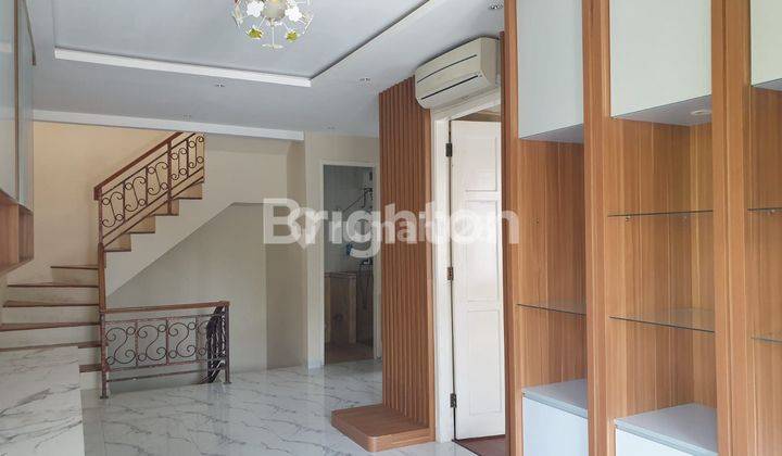 RUMAH SIAP HUNI 3 LANTAI DI BUKIT GADING MEDITERANIA KELAPA GADING JAKARTA UTARA 2