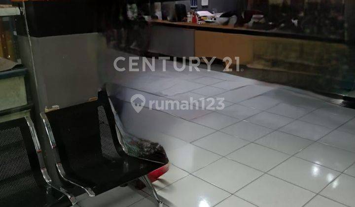 Rumah Tempat Usaha, Lokasi Sangat Strategis Di Jakarta Timur 2