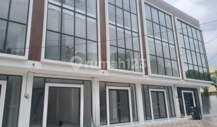 Disewakan Ruko Baru Di Jalan Raya Cipinang Rawamangun 2