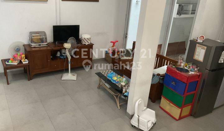 Rumah Modern Minimalis Di Cempaka Putih Jakarta Pusat 2