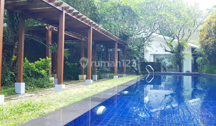 Rumah Mewah Ada Kolam Renang, Dekat Sleman City Hall Jl Gito Gati 1